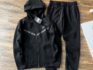 Nike Sportswear Tech Fleece Full-Zip Hoodie & Joggers SetBlack [Dress + pants set]
