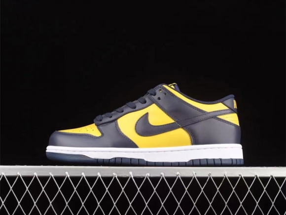 Nike Dunk Low Michigan (2021) DD1391-700