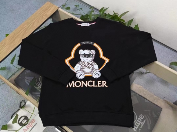 Moncler bear print T-shirt black