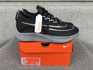 Nike Zoom Fly 4 Carbon Plate Running Shoe CT2392-002