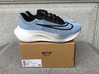 Nike Zoom Fly 5 Carbon Plate Running Shoe DM8968-401