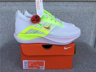 Nike Zoom Fly 4 Carbon Plate Running Shoe DN2658-101